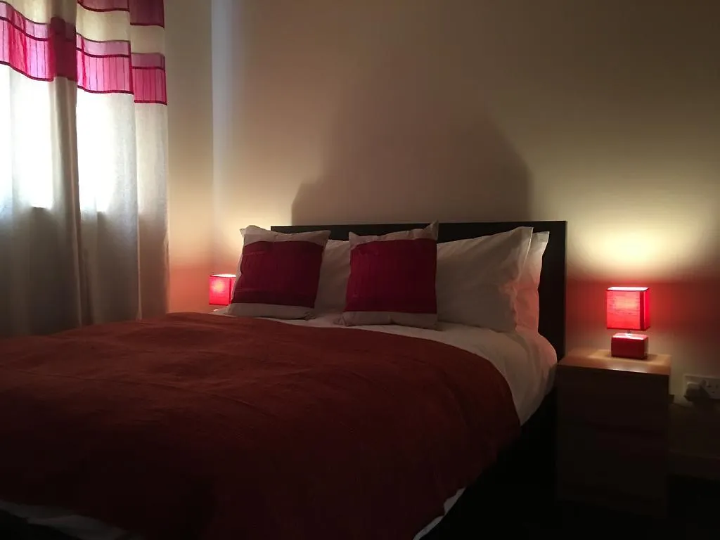 Apartment Majesty-Weavers Loan Dundee
